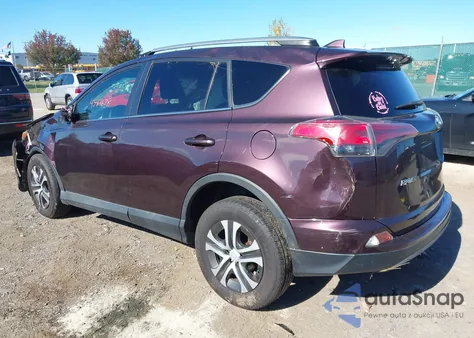 2017 Toyota Rav4 Le z USA, uszkodzony, nr VIN 2T3BFREV8HW555947